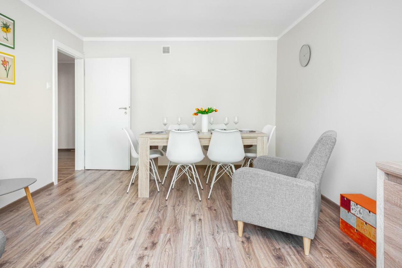 Apartments Warsaw Solidarnosci By Renters Exterior photo